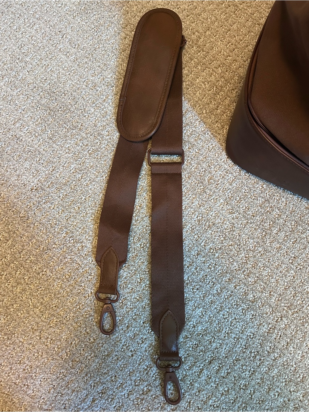 BEIS The Weekender Maple Bag - Picture 11 of 16